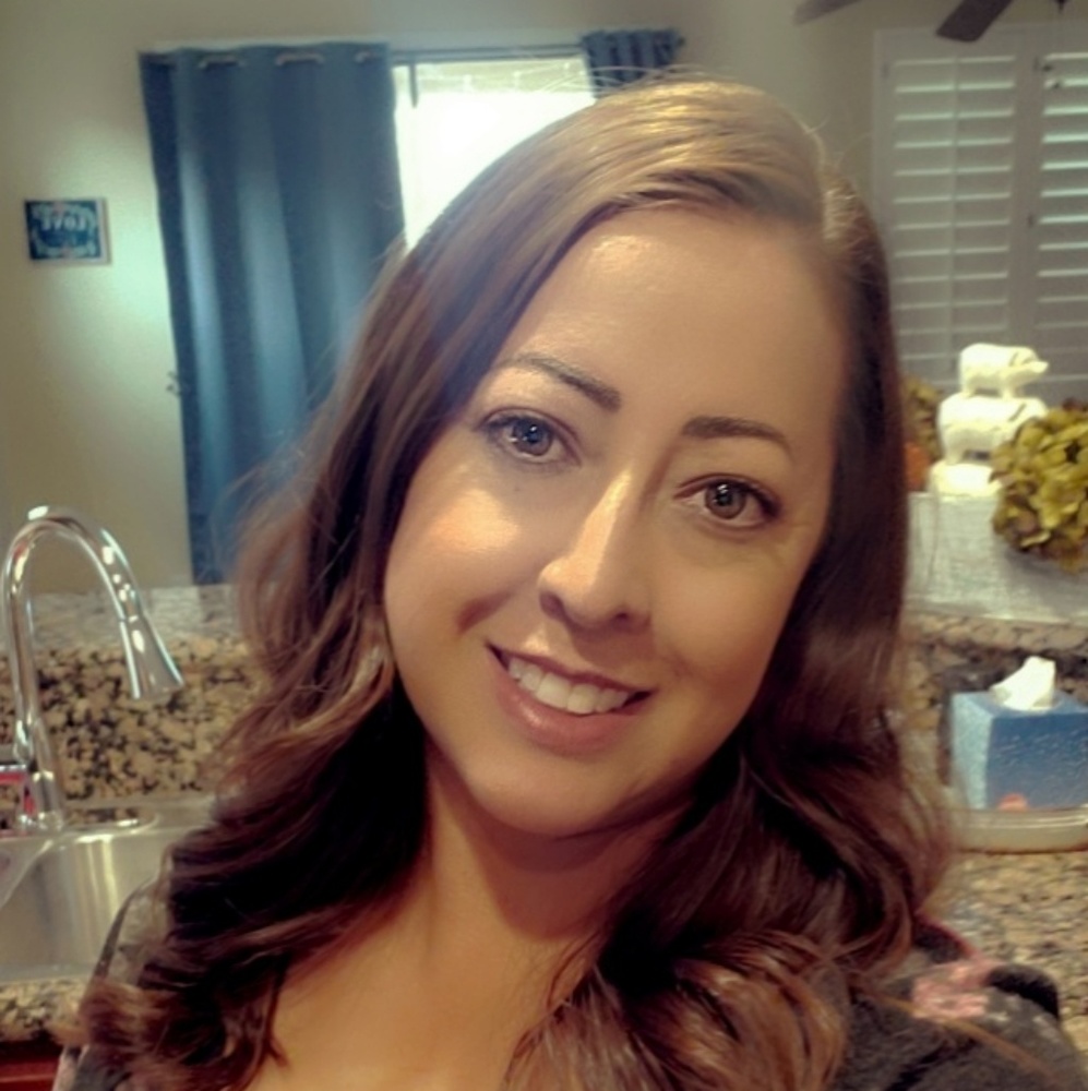 Meet your Posher, Eva